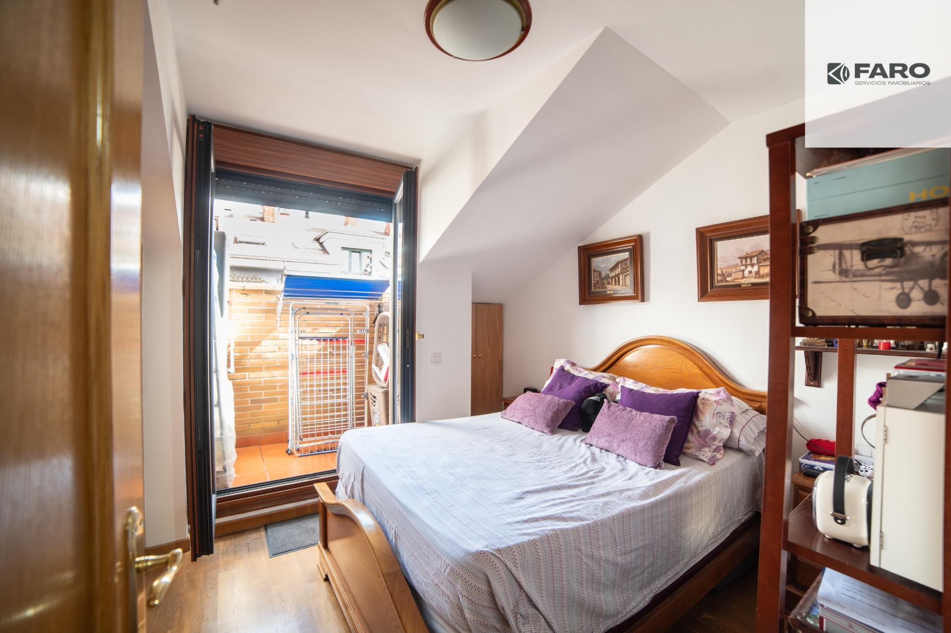Ático de 2 habitaciones con garaje y trastero en el centro de Villaviciosa (Ref 00128) - Imagen 6