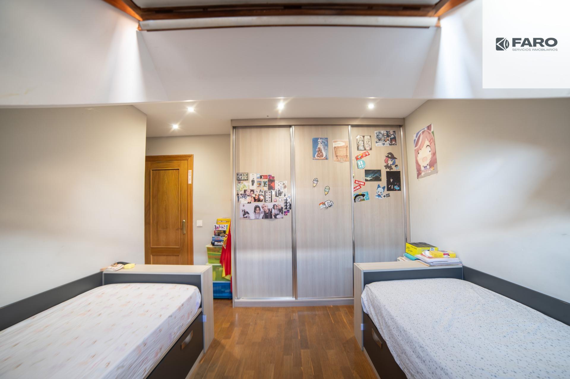 Ático de 2 habitaciones con garaje y trastero en el centro de Villaviciosa (Ref 00128) - Imagen 9