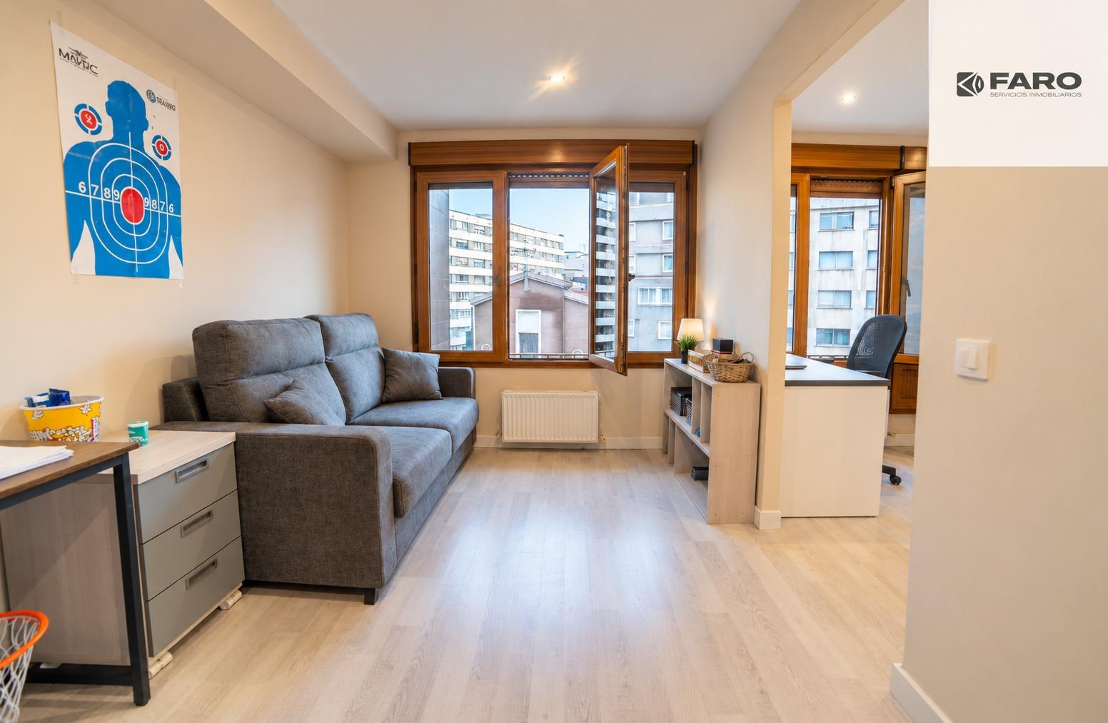 PISO REFORMADO EN AVENIDA DE LA COSTA – GIJÓN | 3 HABITACIONES Y 2 BAÑOS (Ref 00131) - Imagen 12